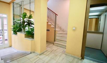 Revente - Apartment - Torrevieja - Playa del cura