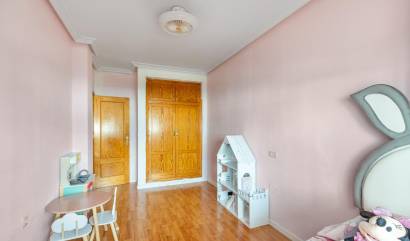 Revente - Apartment - Torrevieja - Playa del cura