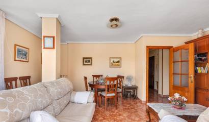 Revente - Apartment - Torrevieja - Playa del cura