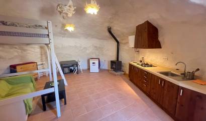 Revente - Commercial - Abanilla