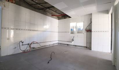 Revente - Commercial - Ciudad Quesada