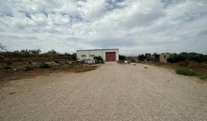 Revente - Commercial - Torremendo