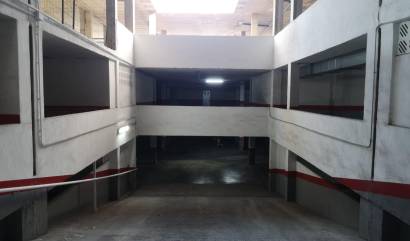 Revente - Commercial - Torrevieja - Estacion de autobuses