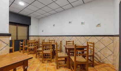 Revente - Commercial - Torrevieja - Estacion de autobuses