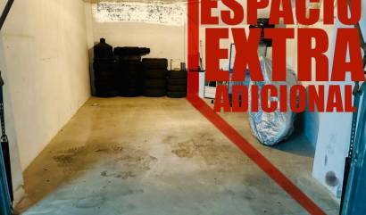 Revente - Commercial - Torrevieja - La Mata pueblo