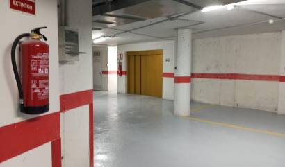 Revente - Commercial - Torrevieja - La Mata