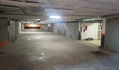 Revente - Commercial - Torrevieja - Los Europeos