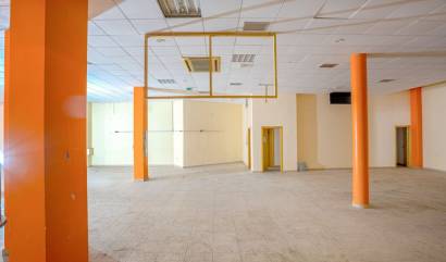 Revente - Commercial - Torrevieja