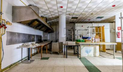 Revente - Commercial - Torrevieja