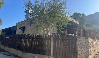 Revente - Country House - Gea y Truyols