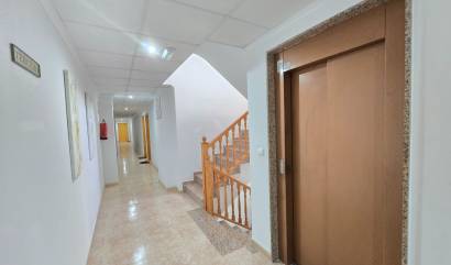 Revente -  - Los Montesinos *