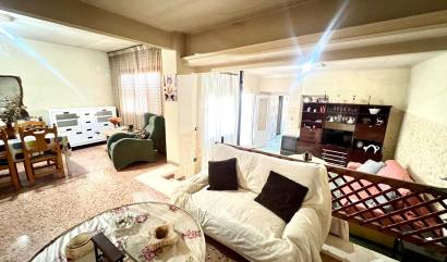 Revente - Maison de ville - Pinoso