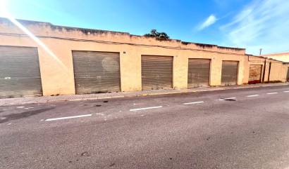 Revente - Maison de ville - Pinoso