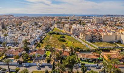 Revente - Maison de ville - Torrevieja - Calas blanca