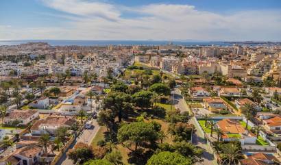 Revente - Maison de ville - Torrevieja