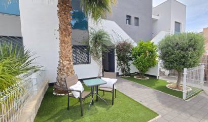 Revente -  - Orihuela Costa * - Punta Prima *