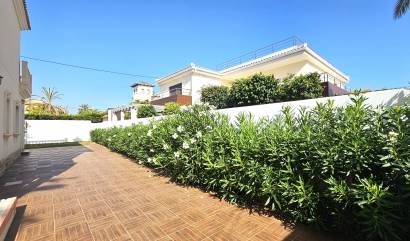 Revente - Villa - Cabo Roig