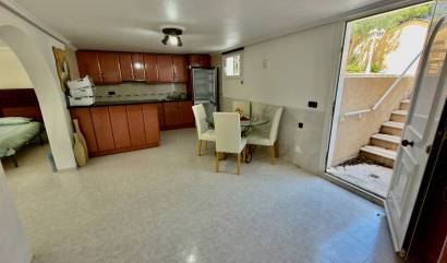 Revente - Villa - Ciudad Quesada - Urbanizaciones