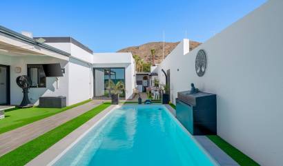 Revente - Villa - Fortuna - Urbanizacion las kalendas