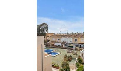 Revente - Villa - Guardamar del Segura - Urbanizaciones