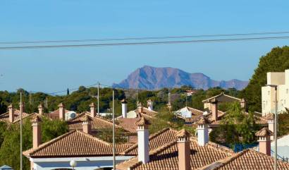 Revente - Villa - Los Montesinos - La Herrada