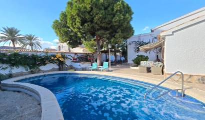 Revente - Villa - Orihuela Costa - Cabo Roig