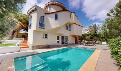 Revente - Villa - Orihuela Costa - La Zenia