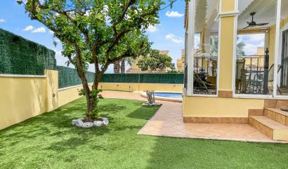 Revente - Villa - Orihuela Costa - Los Dolses