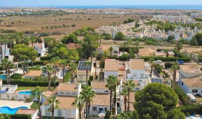 Revente - Villa - Orihuela Costa - Villamartín