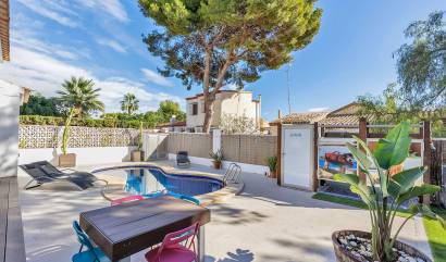 Revente - Villa - Orihuela Costa