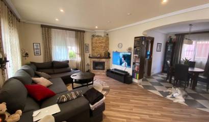 Revente - Villa - Orihuela Costa