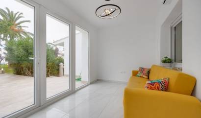 Revente - Villa - Orihuela Costa