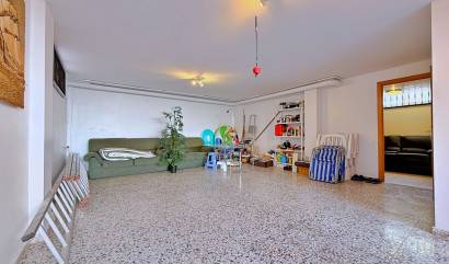 Revente - Villa - Orihuela - Orihuela Costa