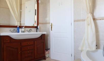 Revente - Villa - Orihuela