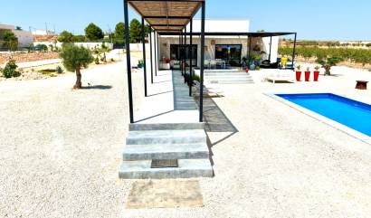 Revente - Villa - Pinoso