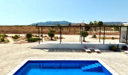 Revente - Villa - Pinoso