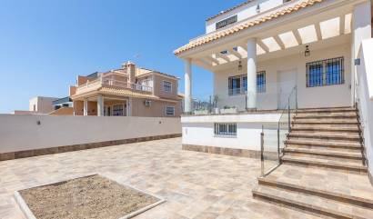 Revente - Villa - Torrevieja - Aguas Nuevas