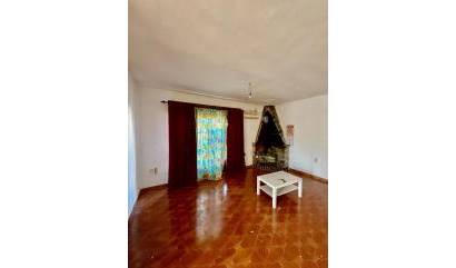 Revente - Villa - Torrevieja - Aguas Nuevas