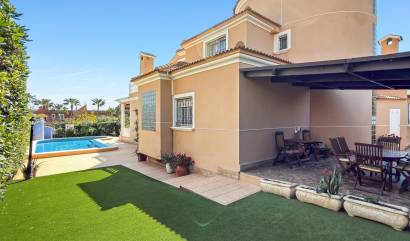 Revente - Villa - Torrevieja - La Mata