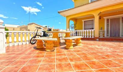 Revente - Villa - Torrevieja - Los Balcones