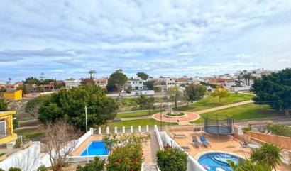 Revente - Villa - Torrevieja - Los Balcones