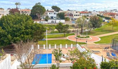 Revente - Villa - Torrevieja - Los Balcones