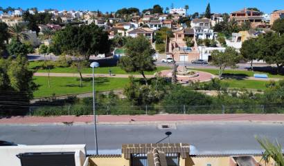 Revente - Villa - Torrevieja - Los balcones