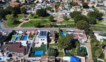 Revente - Villa - Torrevieja - Los balcones