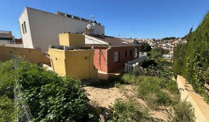 Revente - Villa - Torrevieja - Los balcones