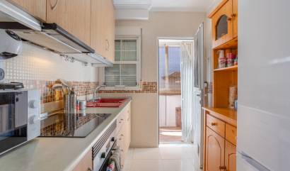 Revente - Villa - Torrevieja - Urbanización San Luis