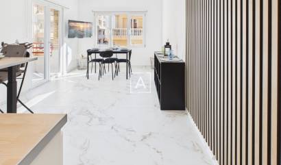 Sale - 1. Apartment / flat - Centro Torrevieja