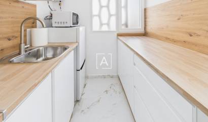 Sale - 1. Apartment / flat - Centro Torrevieja