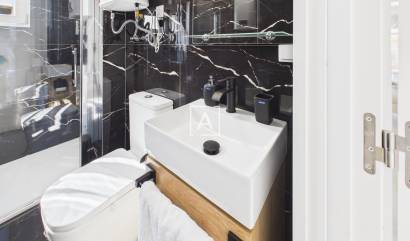 Sale - 1. Apartment / flat - Torrevieja Centro