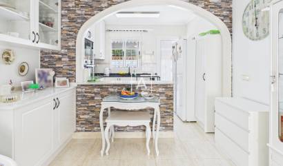 Sale - 2. Town house - Pinar de Campoverde